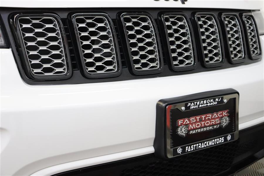 2018 Jeep Grand Cherokee ALTITUDE, available for sale in Paterson, New Jersey | Fast Track Motors. Paterson, New Jersey 2018 Jeep Grand Cherokee ALTITUDE, available for sale in Paterson, New Jersey | Fast Track Motors. Paterson, New Jersey