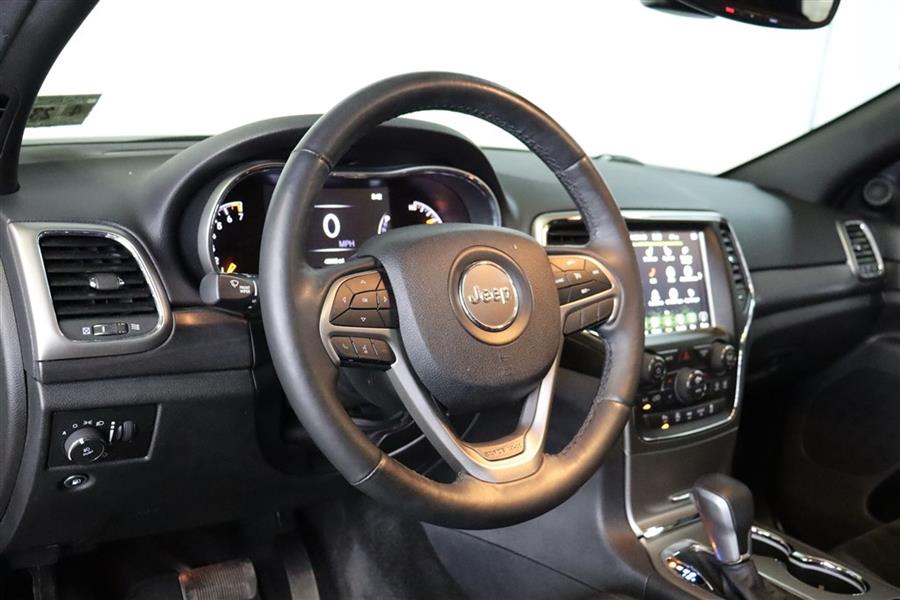 2018 Jeep Grand Cherokee ALTITUDE, available for sale in Paterson, New Jersey | Fast Track Motors. Paterson, New Jersey 2018 Jeep Grand Cherokee ALTITUDE, available for sale in Paterson, New Jersey | Fast Track Motors. Paterson, New Jersey