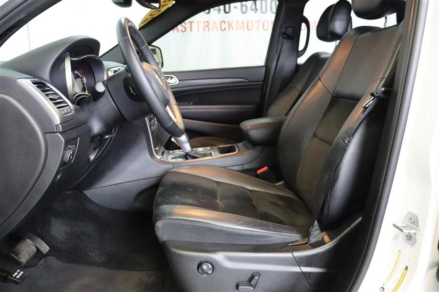 2018 Jeep Grand Cherokee ALTITUDE, available for sale in Paterson, New Jersey | Fast Track Motors. Paterson, New Jersey 2018 Jeep Grand Cherokee ALTITUDE, available for sale in Paterson, New Jersey | Fast Track Motors. Paterson, New Jersey
