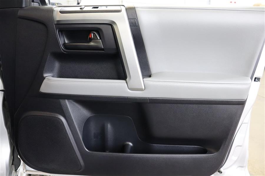 Used Toyota 4runner SR5 7 SEATER 2013 | Fast Track Motors. Paterson, New Jersey Used Toyota 4runner SR5 7 SEATER 2013 | Fast Track Motors. Paterson, New Jersey