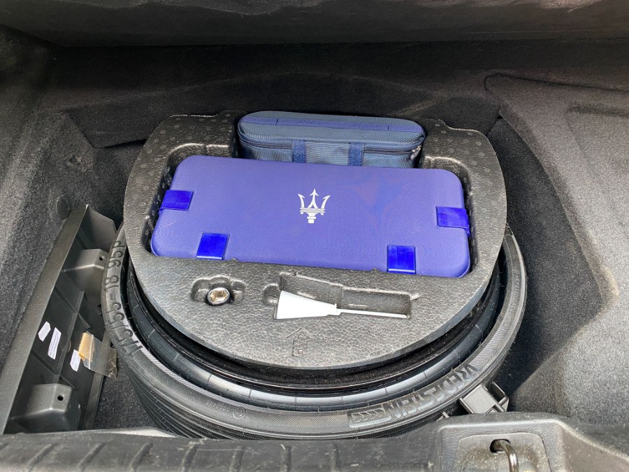 2014 Maserati Ghibli 4dr Sdn S Q4, available for sale in Newark, New Jersey | RT Auto Center LLC. Newark, New Jersey 2014 Maserati Ghibli 4dr Sdn S Q4, available for sale in Newark, New Jersey | RT Auto Center LLC. Newark, New Jersey