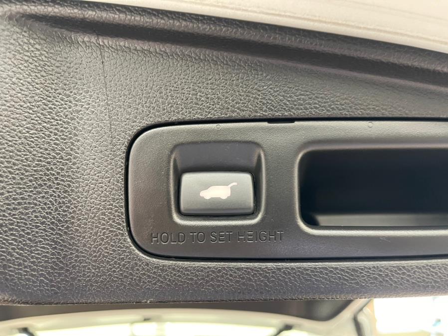 Used Honda CR-V Touring AWD 2019 | Power Motors East. Massapequa Park, New York Used Honda CR-V Touring AWD 2019 | Power Motors East. Massapequa Park, New York