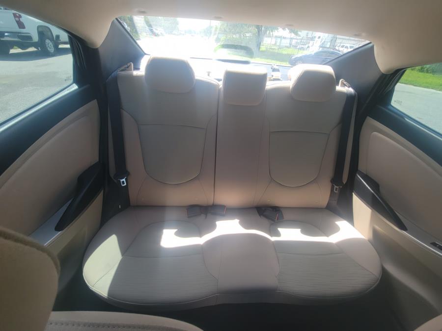 Used Hyundai Accent 4dr Sdn Auto SE 2016 | Ideal Auto Sales & Repairs. Orlando, Florida Used Hyundai Accent 4dr Sdn Auto SE 2016 | Ideal Auto Sales & Repairs. Orlando, Florida