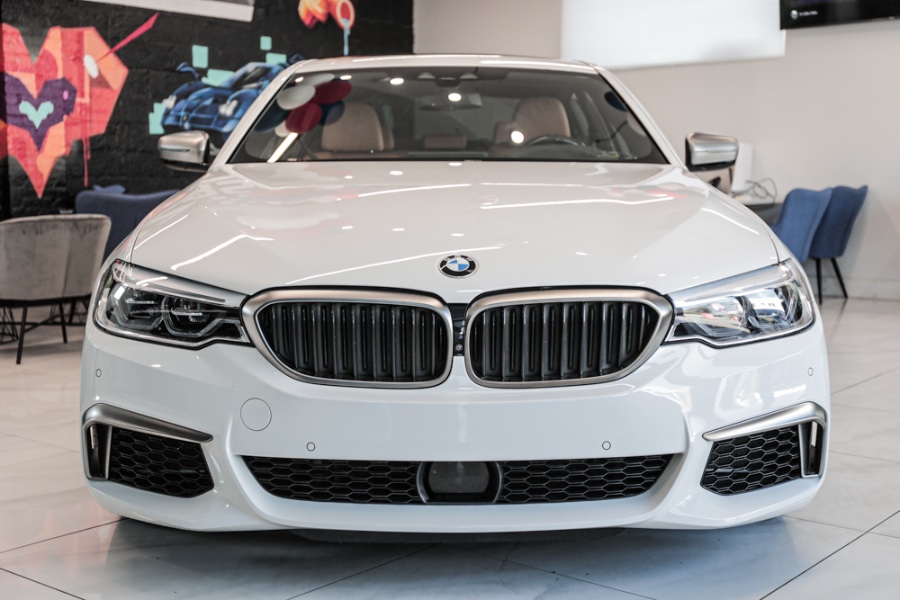 Used BMW 5 Series M550i xDrive Sedan 2018 | 26 Motors Long Island. ELMONT, New York Used BMW 5 Series M550i xDrive Sedan 2018 | 26 Motors Long Island. ELMONT, New York