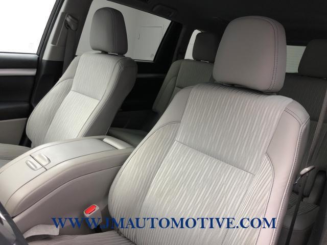 2016 Toyota Highlander AWD 4dr V6 LE Plus, available for sale in Naugatuck, Connecticut | J&M Automotive Sls&Svc LLC. Naugatuck, Connecticut 2016 Toyota Highlander AWD 4dr V6 LE Plus, available for sale in Naugatuck, Connecticut | J&M Automotive Sls&Svc LLC. Naugatuck, Connecticut