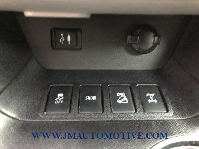 2016 Toyota Highlander AWD 4dr V6 LE Plus, available for sale in Naugatuck, Connecticut | J&M Automotive Sls&Svc LLC. Naugatuck, Connecticut 2016 Toyota Highlander AWD 4dr V6 LE Plus, available for sale in Naugatuck, Connecticut | J&M Automotive Sls&Svc LLC. Naugatuck, Connecticut
