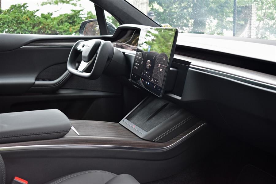 2022 Tesla Model x Base AWD 4dr SUV, available for sale in Great Neck, New York | Camy Cars. Great Neck, New York 2022 Tesla Model x Base AWD 4dr SUV, available for sale in Great Neck, New York | Camy Cars. Great Neck, New York