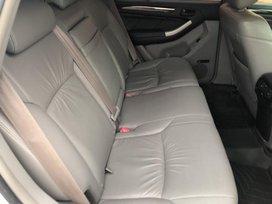 2008 Toyota 4Runner 4WD 4dr V6 Limited, available for sale in Waterbury, Connecticut | National Auto Brokers, Inc.. Waterbury, Connecticut 2008 Toyota 4Runner 4WD 4dr V6 Limited, available for sale in Waterbury, Connecticut | National Auto Brokers, Inc.. Waterbury, Connecticut
