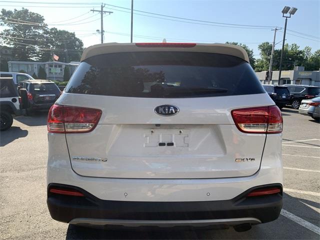 2016 Kia Sorento EX, available for sale in Stratford, Connecticut | Wiz Leasing Inc. Stratford, Connecticut 2016 Kia Sorento EX, available for sale in Stratford, Connecticut | Wiz Leasing Inc. Stratford, Connecticut