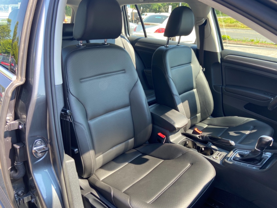 Used Volkswagen Golf Alltrack S 2017 | Auto Technic LLC. New Milford, Connecticut Used Volkswagen Golf Alltrack S 2017 | Auto Technic LLC. New Milford, Connecticut