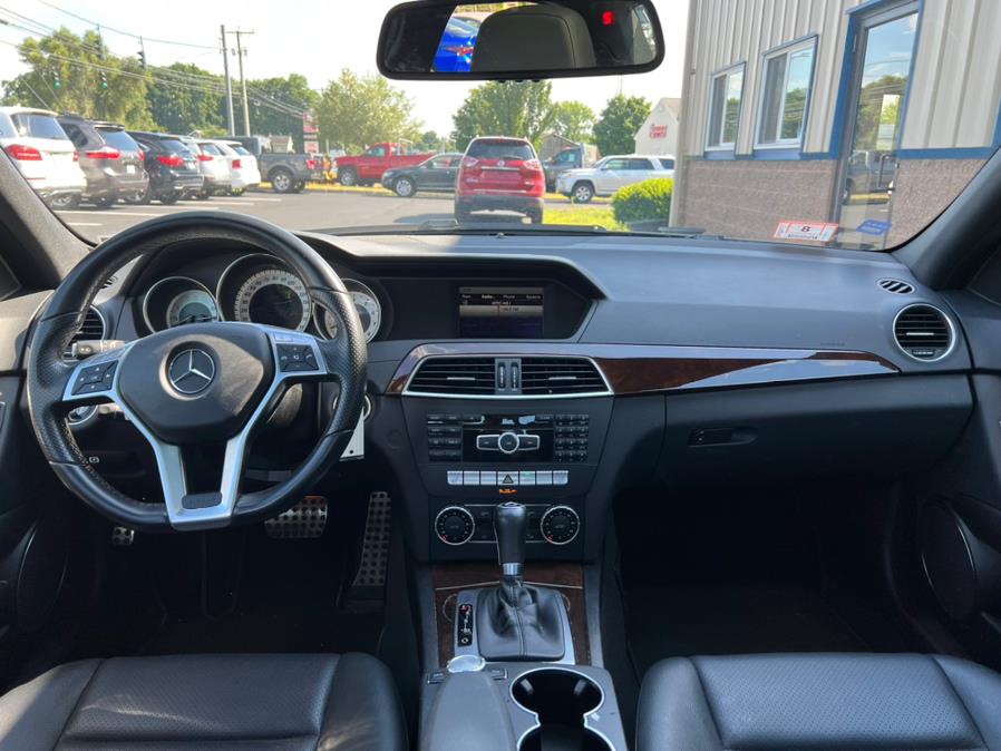 Used Mercedes-Benz C-Class 4dr Sdn C300 Sport 4MATIC 2014 | Century Auto And Truck. East Windsor, Connecticut