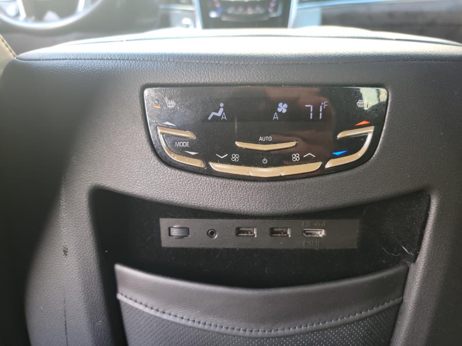 Used Cadillac Escalade ESV 4WD 4dr Platinum 2019 | Eugen's Auto Sales & Repairs. Philadelphia, Pennsylvania Used Cadillac Escalade ESV 4WD 4dr Platinum 2019 | Eugen's Auto Sales & Repairs. Philadelphia, Pennsylvania