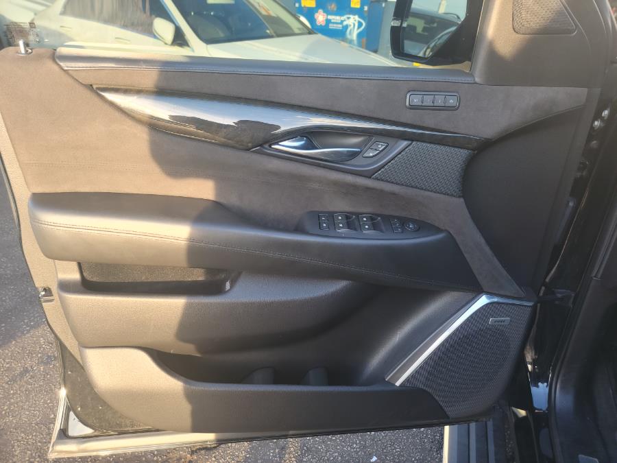 Used Cadillac Escalade ESV 4WD 4dr Platinum 2019 | Eugen's Auto Sales & Repairs. Philadelphia, Pennsylvania Used Cadillac Escalade ESV 4WD 4dr Platinum 2019 | Eugen's Auto Sales & Repairs. Philadelphia, Pennsylvania