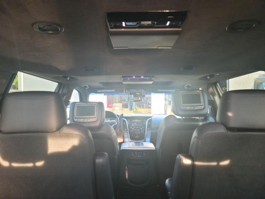 Used Cadillac Escalade ESV 4WD 4dr Platinum 2019 | Eugen's Auto Sales & Repairs. Philadelphia, Pennsylvania Used Cadillac Escalade ESV 4WD 4dr Platinum 2019 | Eugen's Auto Sales & Repairs. Philadelphia, Pennsylvania