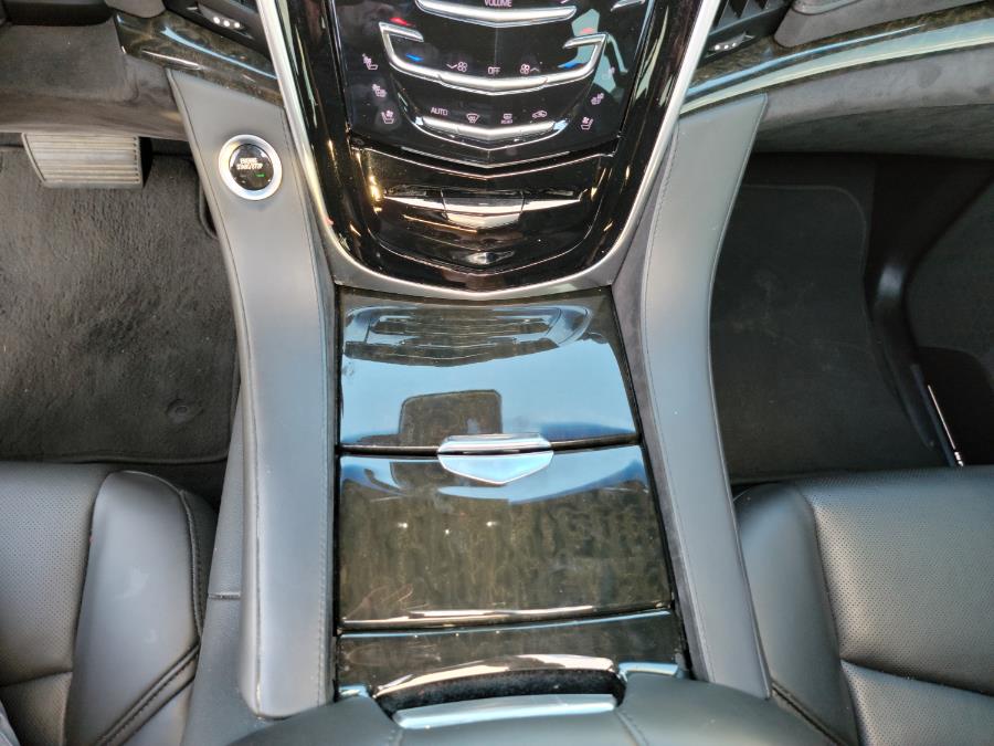 Used Cadillac Escalade ESV 4WD 4dr Platinum 2019 | Eugen's Auto Sales & Repairs. Philadelphia, Pennsylvania Used Cadillac Escalade ESV 4WD 4dr Platinum 2019 | Eugen's Auto Sales & Repairs. Philadelphia, Pennsylvania