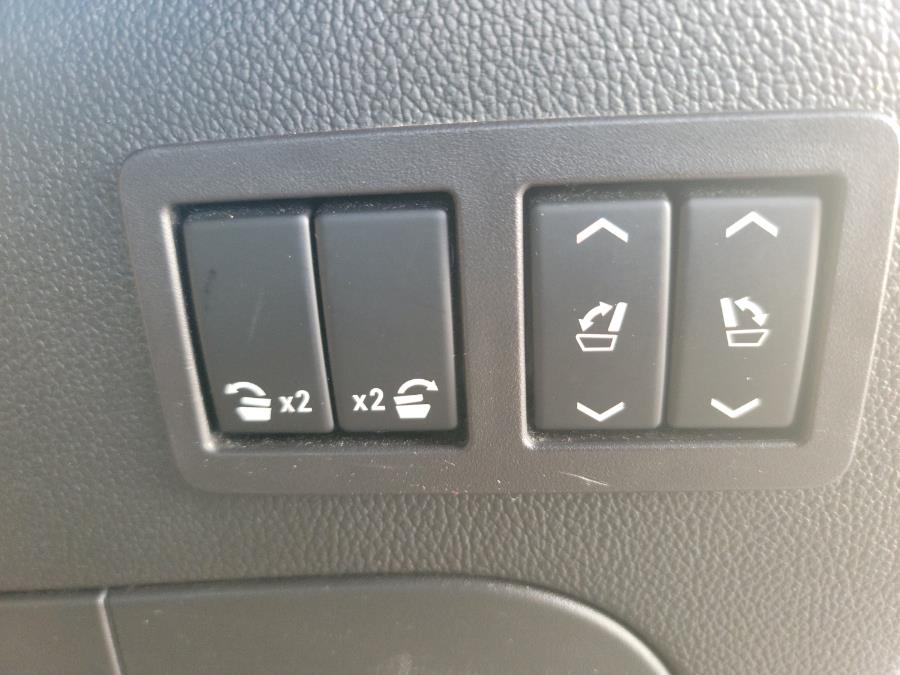 Used Cadillac Escalade ESV 4WD 4dr Platinum 2019 | Eugen's Auto Sales & Repairs. Philadelphia, Pennsylvania Used Cadillac Escalade ESV 4WD 4dr Platinum 2019 | Eugen's Auto Sales & Repairs. Philadelphia, Pennsylvania