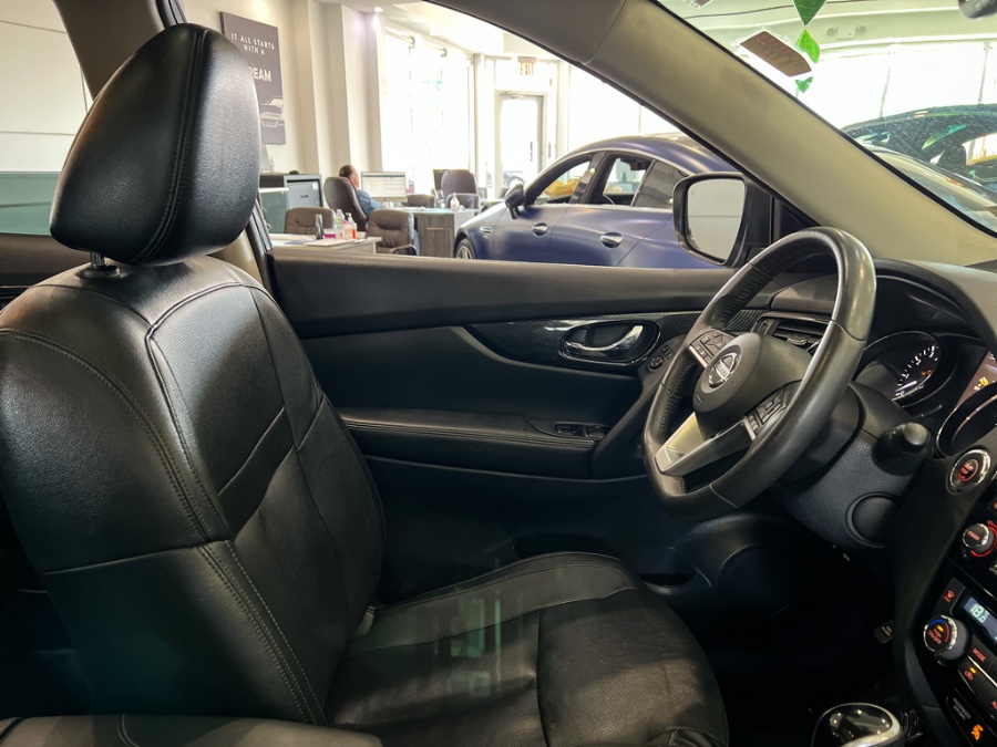 2017 Nissan Rogue AWD SL, available for sale in Franklin Square, New York | Luxury Motor Club. Franklin Square, New York 2017 Nissan Rogue AWD SL, available for sale in Franklin Square, New York | Luxury Motor Club. Franklin Square, New York