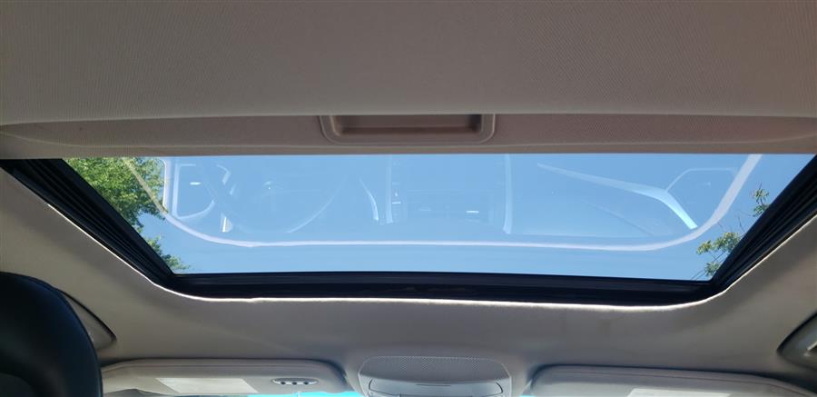 2014 Lincoln MKZ 4dr Sdn AWD, available for sale in Little Ferry, New Jersey | Victoria Preowned Autos Inc. Little Ferry, New Jersey 2014 Lincoln MKZ 4dr Sdn AWD, available for sale in Little Ferry, New Jersey | Victoria Preowned Autos Inc. Little Ferry, New Jersey