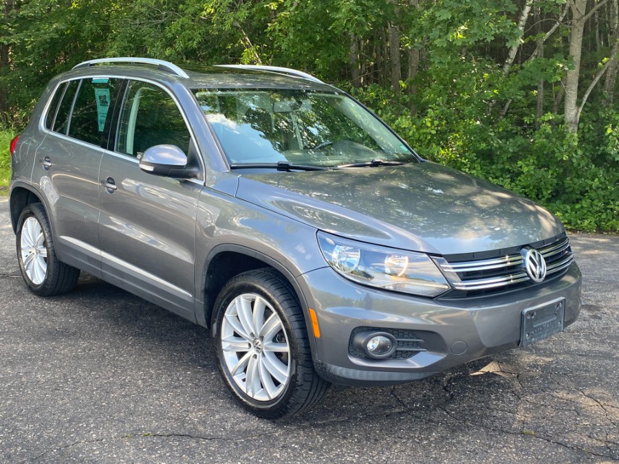 2012 Volkswagen Tiguan 4WD 4dr Auto S w/Sunroof, available for sale in Rochester, New Hampshire | Hagan's Motor Pool. Rochester, New Hampshire
