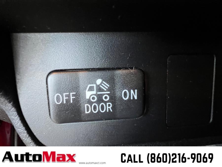 Used Toyota Tacoma 4WD Double Cab V6 AT SR5 (Natl) 2016 | AutoMax. West Hartford, Connecticut Used Toyota Tacoma 4WD Double Cab V6 AT SR5 (Natl) 2016 | AutoMax. West Hartford, Connecticut