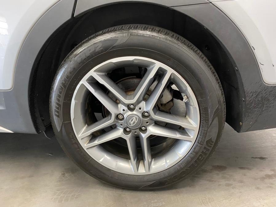 Used Hyundai Santa Fe Limited Ultimate 3.3L Auto AWD 2017 | M Auto Group. Elizabeth, New Jersey Used Hyundai Santa Fe Limited Ultimate 3.3L Auto AWD 2017 | M Auto Group. Elizabeth, New Jersey