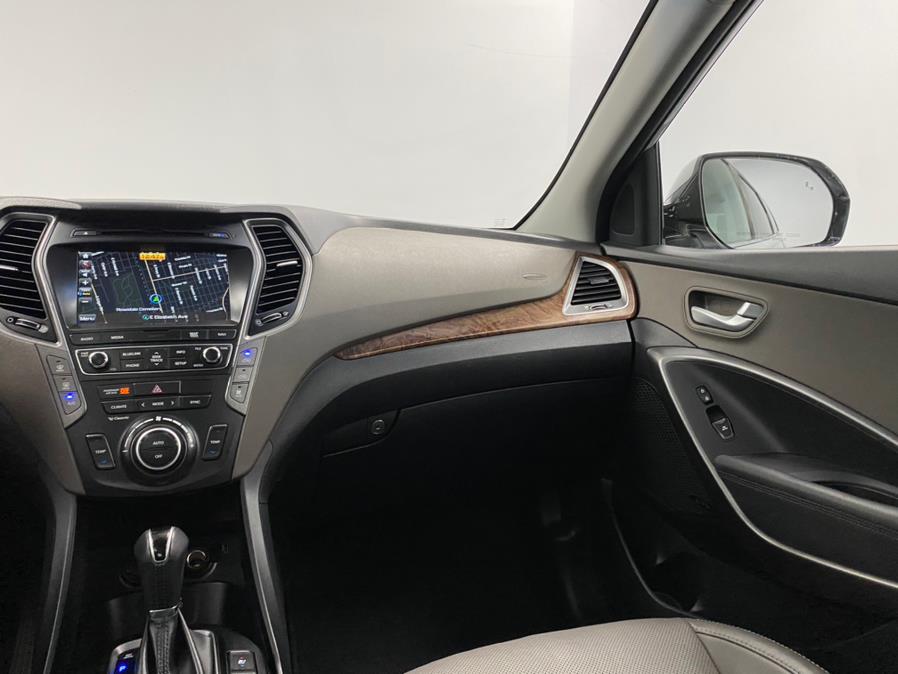 Used Hyundai Santa Fe Limited Ultimate 3.3L Auto AWD 2017 | M Auto Group. Elizabeth, New Jersey Used Hyundai Santa Fe Limited Ultimate 3.3L Auto AWD 2017 | M Auto Group. Elizabeth, New Jersey