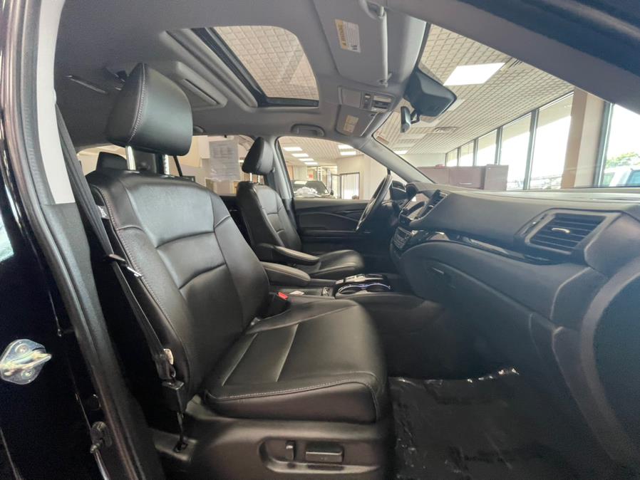 Used Honda Pilot Touring 7-Passenger AWD 2019 | Power Motors East. Massapequa Park, New York Used Honda Pilot Touring 7-Passenger AWD 2019 | Power Motors East. Massapequa Park, New York