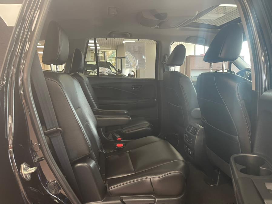 Used Honda Pilot Touring 7-Passenger AWD 2019 | Power Motors East. Massapequa Park, New York Used Honda Pilot Touring 7-Passenger AWD 2019 | Power Motors East. Massapequa Park, New York
