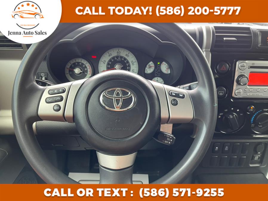Used Toyota FJ Cruiser 4WD 4dr Auto (Natl) 2011 | Jenna Auto Sale Inc. Roseville, Michigan Used Toyota FJ Cruiser 4WD 4dr Auto (Natl) 2011 | Jenna Auto Sale Inc. Roseville, Michigan