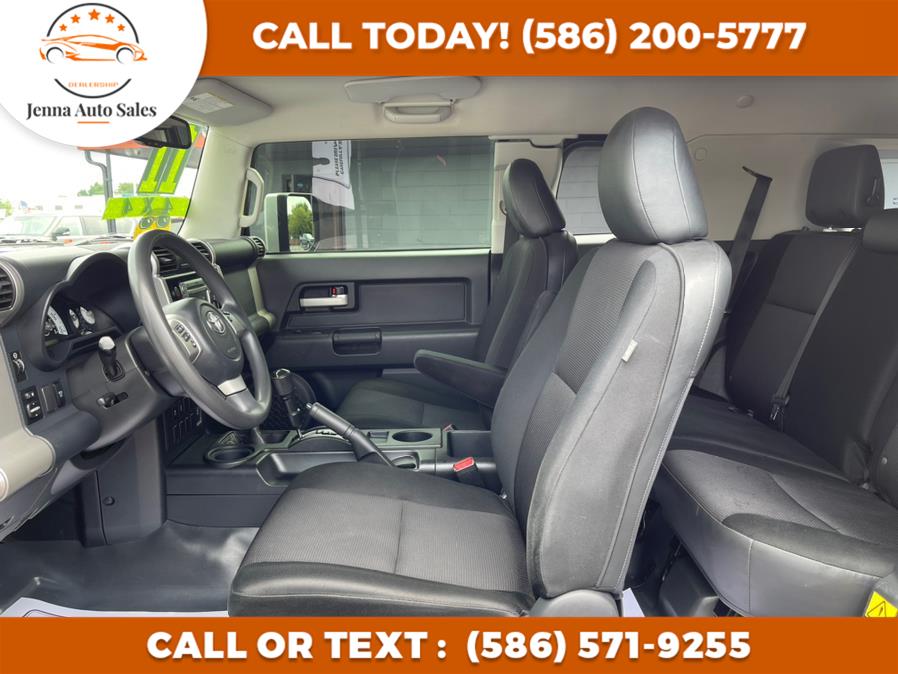 Used Toyota FJ Cruiser 4WD 4dr Auto (Natl) 2011 | Jenna Auto Sale Inc. Roseville, Michigan Used Toyota FJ Cruiser 4WD 4dr Auto (Natl) 2011 | Jenna Auto Sale Inc. Roseville, Michigan