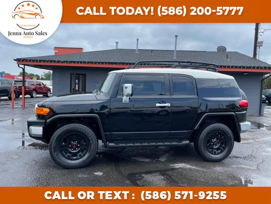 Used Toyota FJ Cruiser 4WD 4dr Auto (Natl) 2011 | Jenna Auto Sale Inc. Roseville, Michigan Used Toyota FJ Cruiser 4WD 4dr Auto (Natl) 2011 | Jenna Auto Sale Inc. Roseville, Michigan