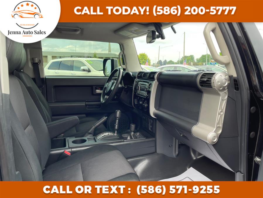 Used Toyota FJ Cruiser 4WD 4dr Auto (Natl) 2011 | Jenna Auto Sale Inc. Roseville, Michigan Used Toyota FJ Cruiser 4WD 4dr Auto (Natl) 2011 | Jenna Auto Sale Inc. Roseville, Michigan