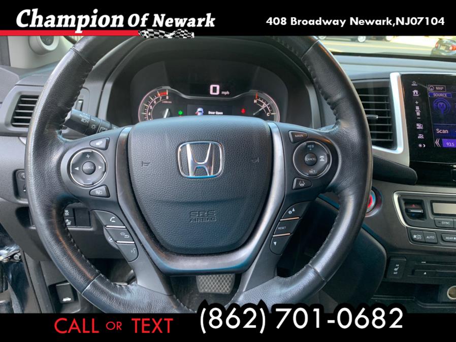 Used Honda Pilot EX-L w/Navigation AWD 2017 | Champion Of Newark. Newark, New Jersey Used Honda Pilot EX-L w/Navigation AWD 2017 | Champion Of Newark. Newark, New Jersey