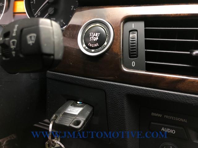 2011 BMW 3 Series 4dr Sdn 328i xDrive AWD SULEV, available for sale in Naugatuck, Connecticut | J&M Automotive Sls&Svc LLC. Naugatuck, Connecticut 2011 BMW 3 Series 4dr Sdn 328i xDrive AWD SULEV, available for sale in Naugatuck, Connecticut | J&M Automotive Sls&Svc LLC. Naugatuck, Connecticut