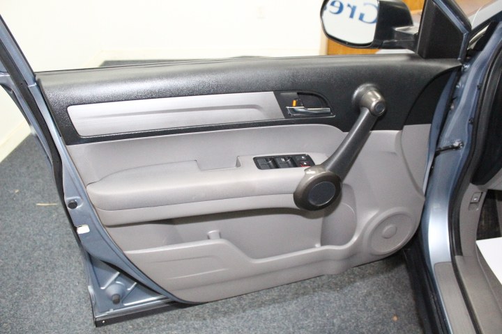 Used Honda CR-V 4WD 5dr SE 2011 | New England Auto Sales LLC. Plainville, Connecticut Used Honda CR-V 4WD 5dr SE 2011 | New England Auto Sales LLC. Plainville, Connecticut