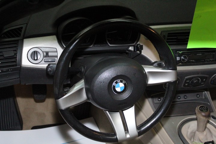 2003 BMW Z4 Z4 2dr Roadster 2.5i, available for sale in Plainville, Connecticut | New England Auto Sales LLC. Plainville, Connecticut 2003 BMW Z4 Z4 2dr Roadster 2.5i, available for sale in Plainville, Connecticut | New England Auto Sales LLC. Plainville, Connecticut