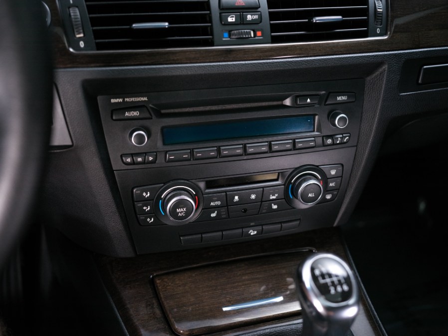 2013 BMW 3 Series 2dr Cpe 328i xDrive AWD SULEV, available for sale in North Salem, New York | Meccanic Shop North Inc. North Salem, New York 2013 BMW 3 Series 2dr Cpe 328i xDrive AWD SULEV, available for sale in North Salem, New York | Meccanic Shop North Inc. North Salem, New York