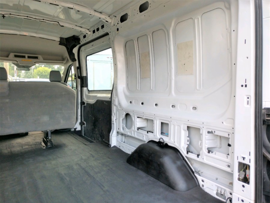 Used Ford Transit Cargo Van T-250 148" Med Rf 9000 GVWR Sliding RH Dr 2015 | Warwick Auto Sales Inc. COPIAGUE, New York Used Ford Transit Cargo Van T-250 148" Med Rf 9000 GVWR Sliding RH Dr 2015 | Warwick Auto Sales Inc. COPIAGUE, New York