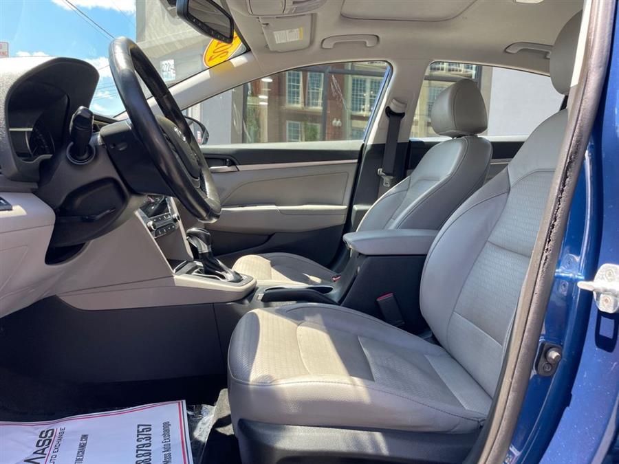 Used Hyundai Elantra SE 2017 | Mass Auto Exchange. Framingham, Massachusetts Used Hyundai Elantra SE 2017 | Mass Auto Exchange. Framingham, Massachusetts