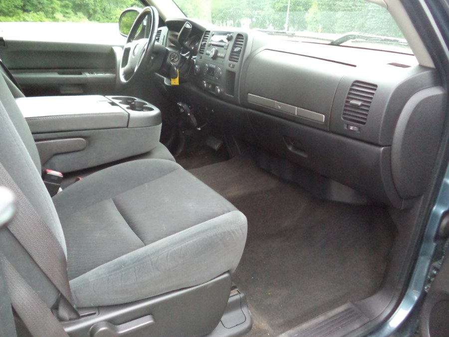 2009 Chevrolet Silverado 1500 4WD Ext Cab 143.5" LT, available for sale in Berlin, Connecticut | International Motorcars llc. Berlin, Connecticut 2009 Chevrolet Silverado 1500 4WD Ext Cab 143.5" LT, available for sale in Berlin, Connecticut | International Motorcars llc. Berlin, Connecticut