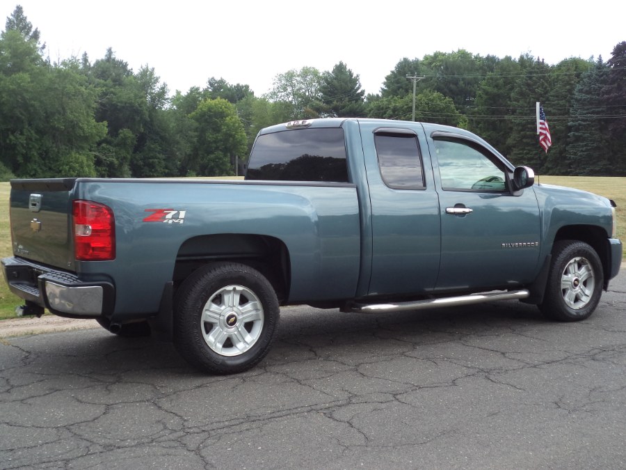 2009 Chevrolet Silverado 1500 4WD Ext Cab 143.5" LT, available for sale in Berlin, Connecticut | International Motorcars llc. Berlin, Connecticut 2009 Chevrolet Silverado 1500 4WD Ext Cab 143.5" LT, available for sale in Berlin, Connecticut | International Motorcars llc. Berlin, Connecticut