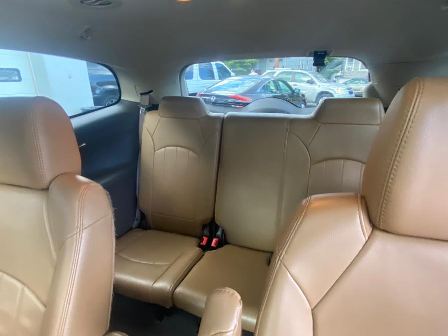 Used Buick Enclave AWD 4dr Premium 2017 | CT Auto. Bridgeport, Connecticut Used Buick Enclave AWD 4dr Premium 2017 | CT Auto. Bridgeport, Connecticut