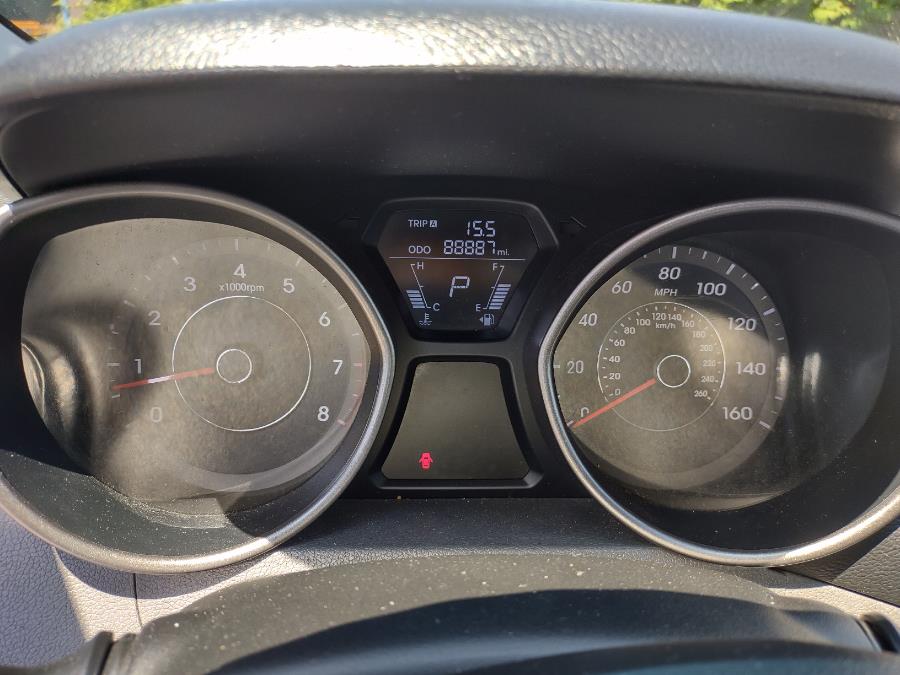 Used Hyundai Elantra 4dr Sdn Auto Limited 2013 | Dealertown Auto Wholesalers. Milford, Connecticut Used Hyundai Elantra 4dr Sdn Auto Limited 2013 | Dealertown Auto Wholesalers. Milford, Connecticut