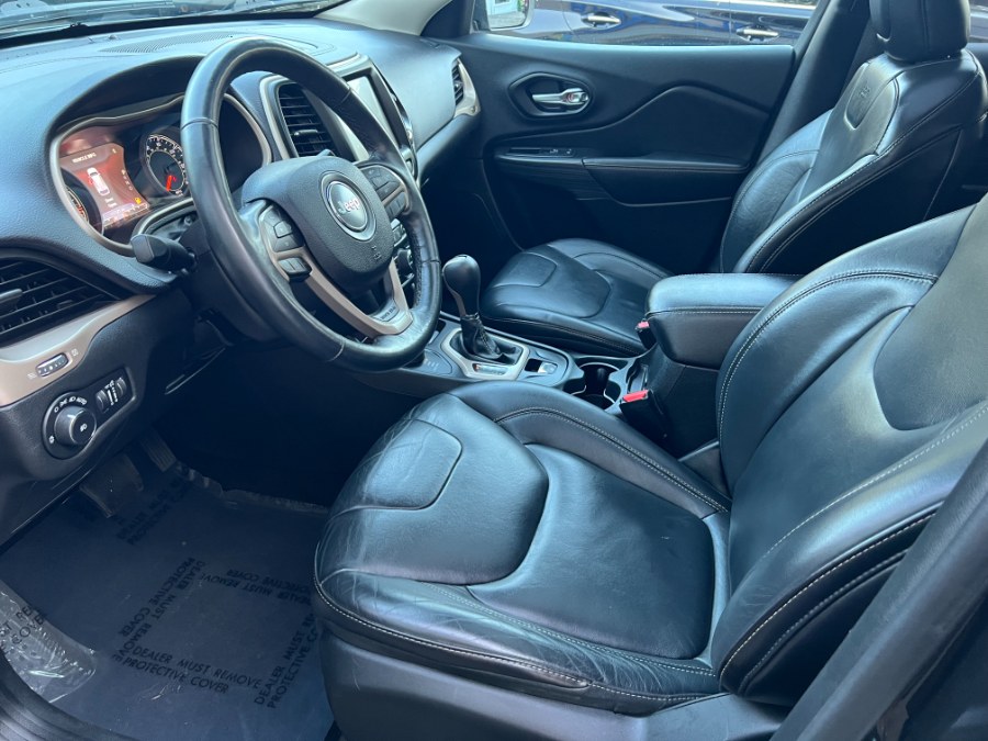 2015 Jeep Cherokee 4WD 4dr Limited, available for sale in Bristol, Connecticut | Bristol Auto Center LLC. Bristol, Connecticut 2015 Jeep Cherokee 4WD 4dr Limited, available for sale in Bristol, Connecticut | Bristol Auto Center LLC. Bristol, Connecticut