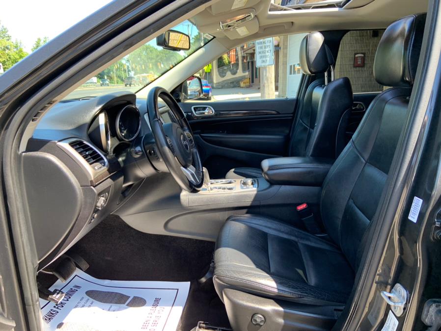 Used Jeep Grand Cherokee 4WD 4dr Laredo 2011 | Bridge Motors LLC. Derby, Connecticut Used Jeep Grand Cherokee 4WD 4dr Laredo 2011 | Bridge Motors LLC. Derby, Connecticut