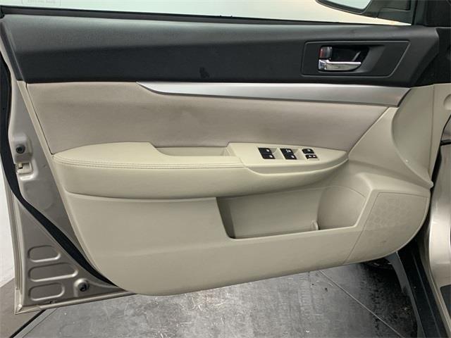 Used Subaru Outback 2.5i Premium 2014 | Eastchester Motor Cars. Bronx, New York Used Subaru Outback 2.5i Premium 2014 | Eastchester Motor Cars. Bronx, New York