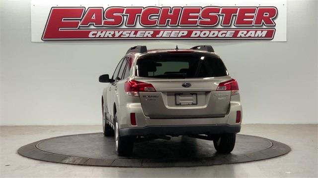 Used Subaru Outback 2.5i Premium 2014 | Eastchester Motor Cars. Bronx, New York Used Subaru Outback 2.5i Premium 2014 | Eastchester Motor Cars. Bronx, New York