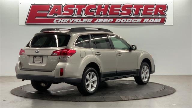 Used Subaru Outback 2.5i Premium 2014 | Eastchester Motor Cars. Bronx, New York Used Subaru Outback 2.5i Premium 2014 | Eastchester Motor Cars. Bronx, New York