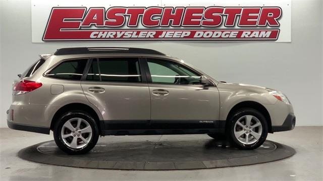 Used Subaru Outback 2.5i Premium 2014 | Eastchester Motor Cars. Bronx, New York Used Subaru Outback 2.5i Premium 2014 | Eastchester Motor Cars. Bronx, New York