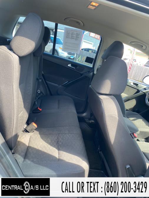 Used Volkswagen Tiguan 4MOTION 4dr Auto R-Line 2015 | Central A/S LLC. East Windsor, Connecticut Used Volkswagen Tiguan 4MOTION 4dr Auto R-Line 2015 | Central A/S LLC. East Windsor, Connecticut